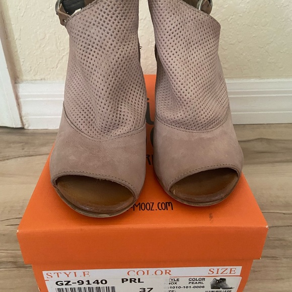 Miz Mooz Leather Wedge Sandals - Knox Pearl EU 37 - Picture 2 of 7